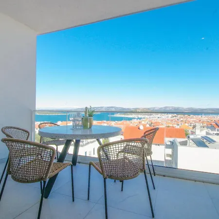 New In With 3 Bedrooms Id895