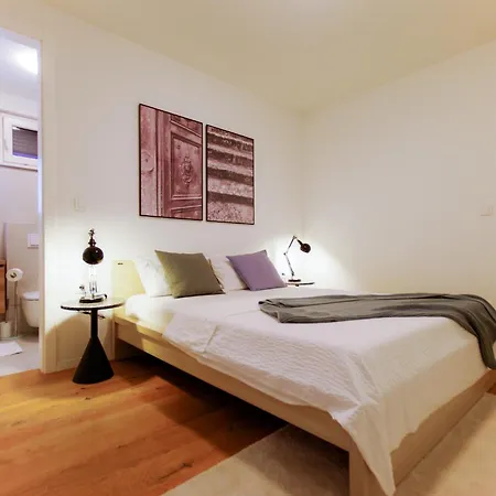 New In With 3 Bedrooms Id895