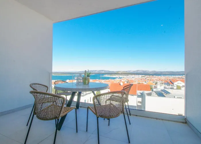 New In With 3 Bedrooms Id895