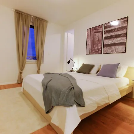 New In With 3 Bedrooms Id895 Lejlighed Murter